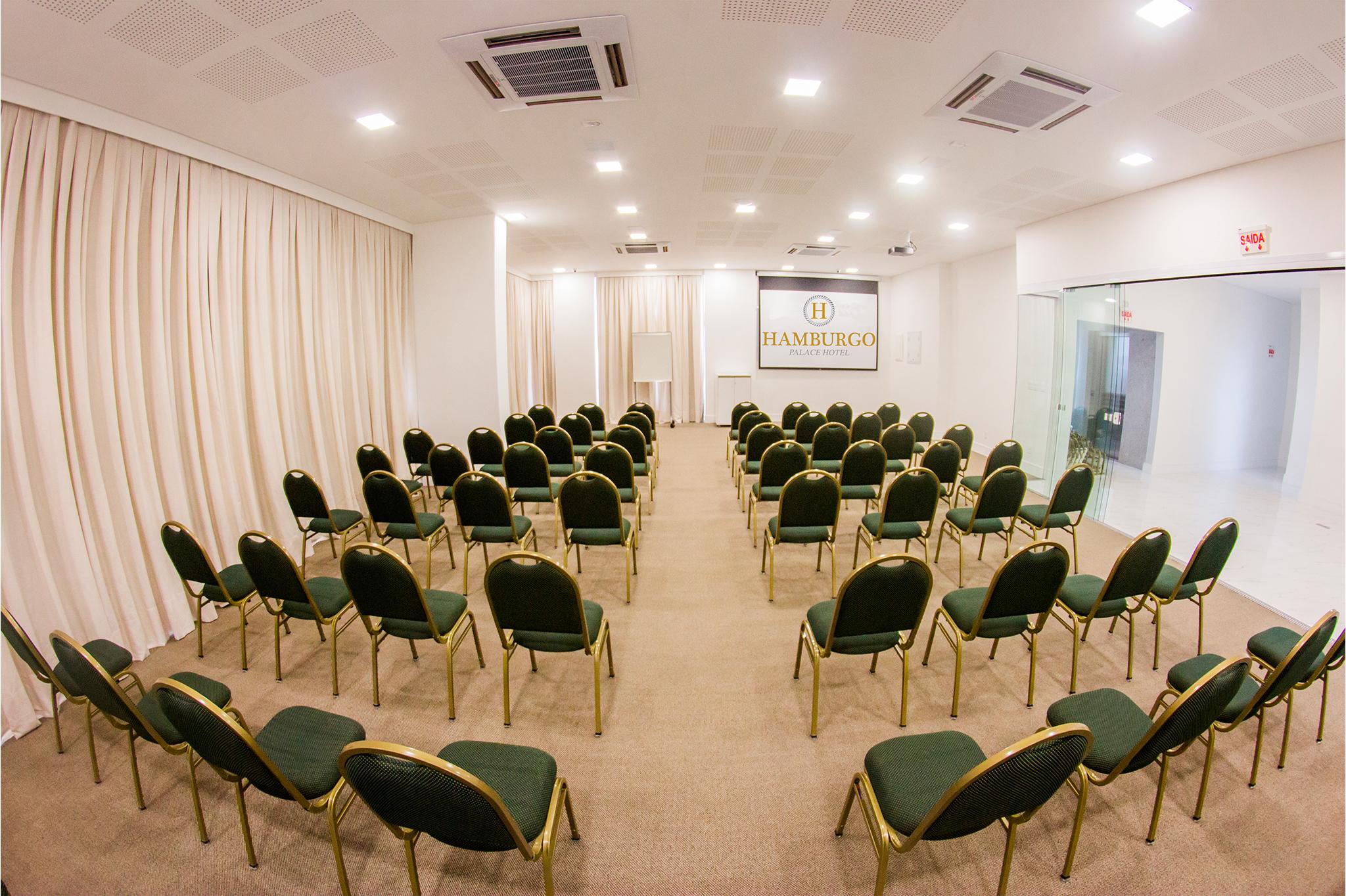 Hamburgo Palace Hotel 3*